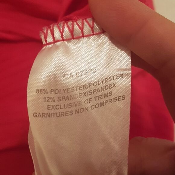 3/$20 Fila woman top tee hot pink XS - Picture 4 of 5